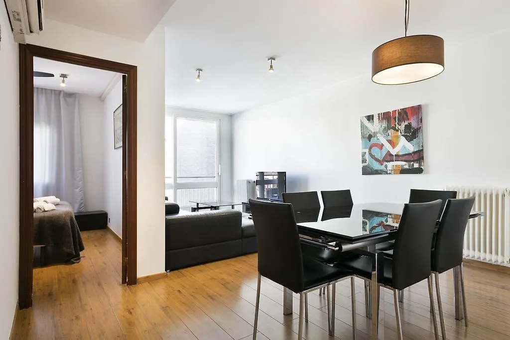 Uma Suites Bruc location